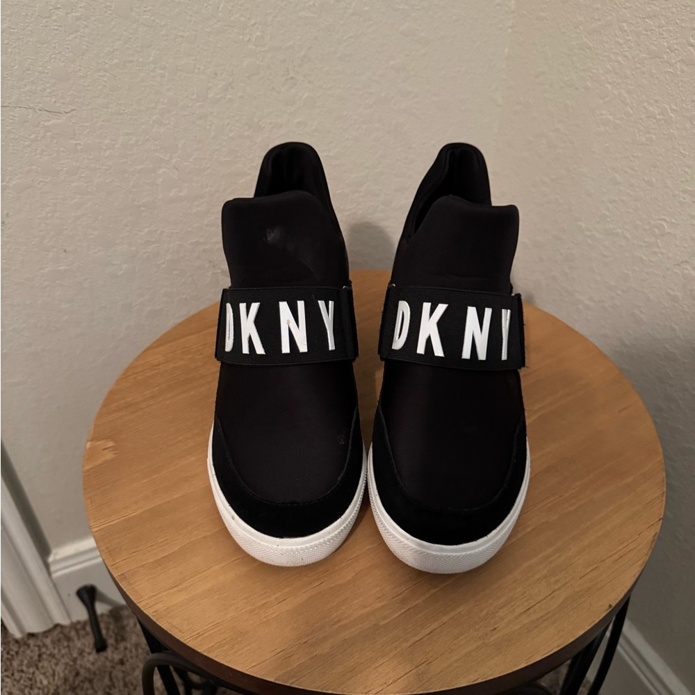 DKNY Black and White Slip-On Sneakers